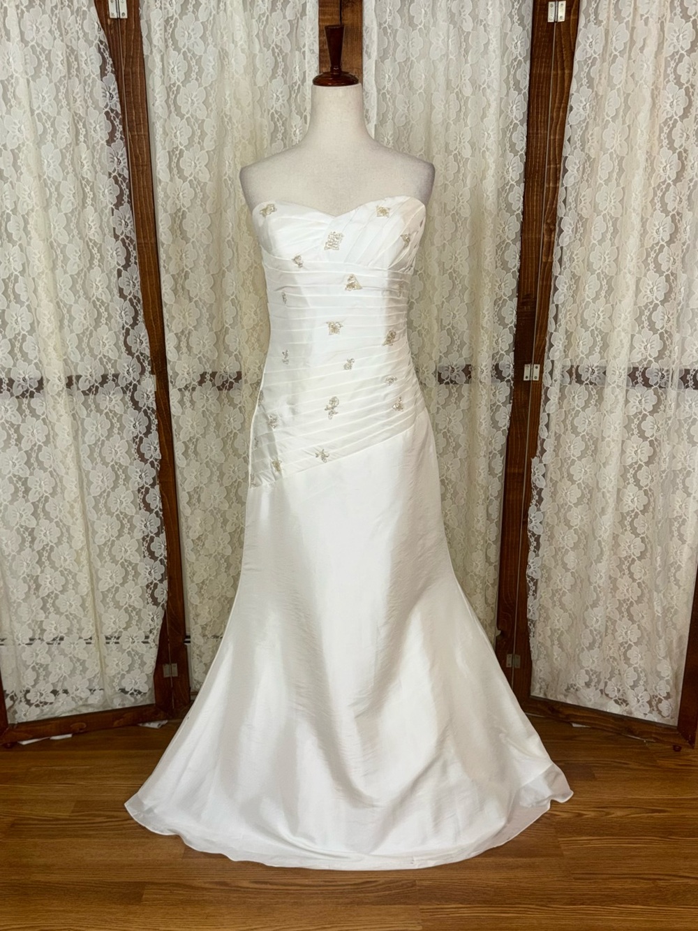 Beautiful Vintage Y2K Jessica International Strapless Taffeta Wedding Gown